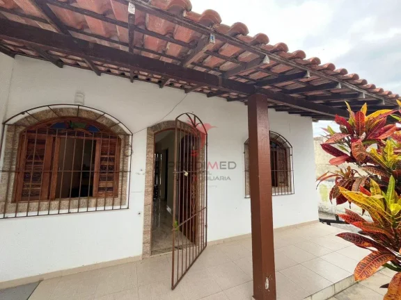 Oportunidade Imperdível! Casa aconchegante à venda no Parque Tamariz