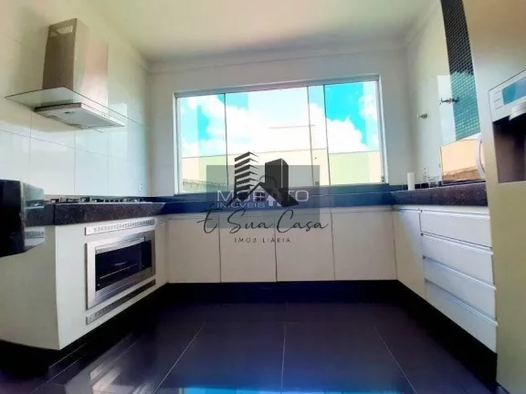Imagem Casa 4 Quartos no Bairro Trevo