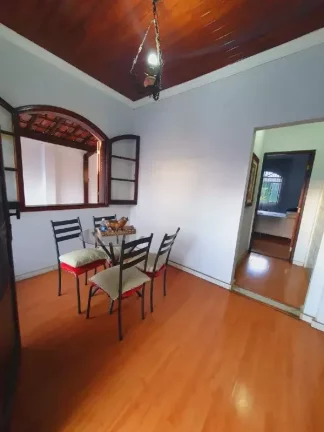 Imagem Casa à venda, 4 quartos, 1 suíte, 3 vagas, Rio Branco - Belo Horizonte/MG