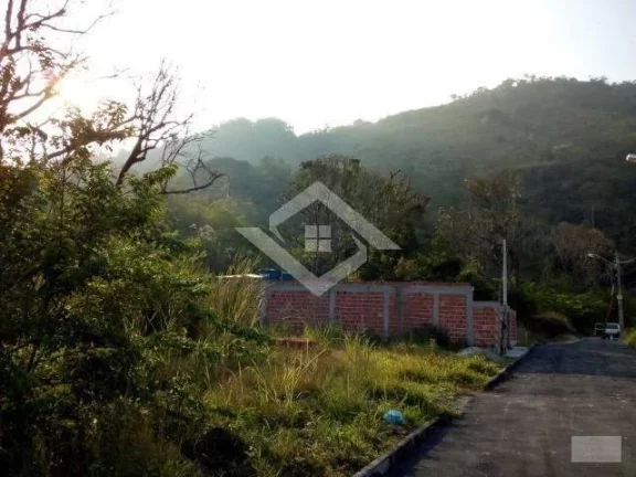 Imagem Terreno, 200m², à venda em Rio de Janeiro, Campo Grande