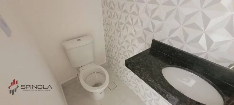 Imagem Sobrado com 2 dormitórios à venda, 60 m² por R$ 405.000,00 - Maracanã - Praia Grande/SP