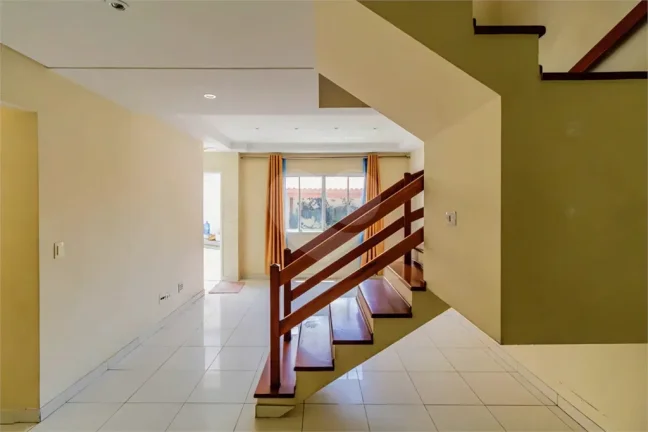 Imagem Casa à venda com 3 quartos, sendo 1 suíte, no condomínio Villa Bella, São Paulo - SP