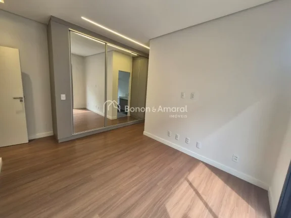 Imagem Essa encantadora casa térrea está localizada no condomínio Royal Garden em Paulínia-SP . 

Com a...