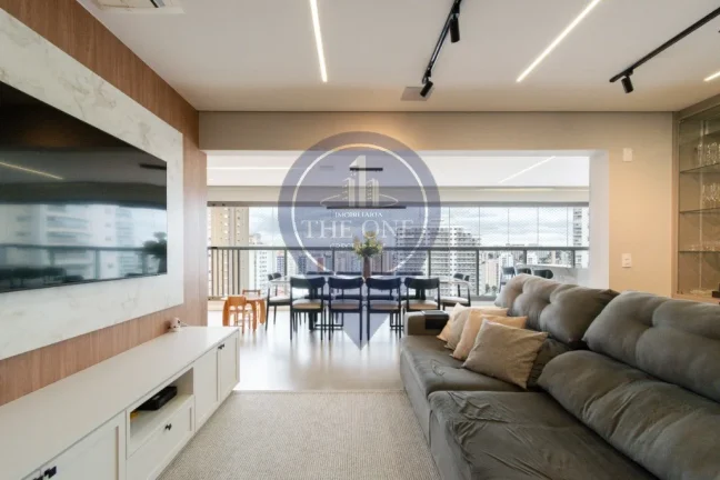 Imagem Venda de apartamento de luxo na Vila Mariana, São Paulo-SP: 4 quartos, 3 suítes, 2 salas, 5 banheiros, 2 vagas, 162m².