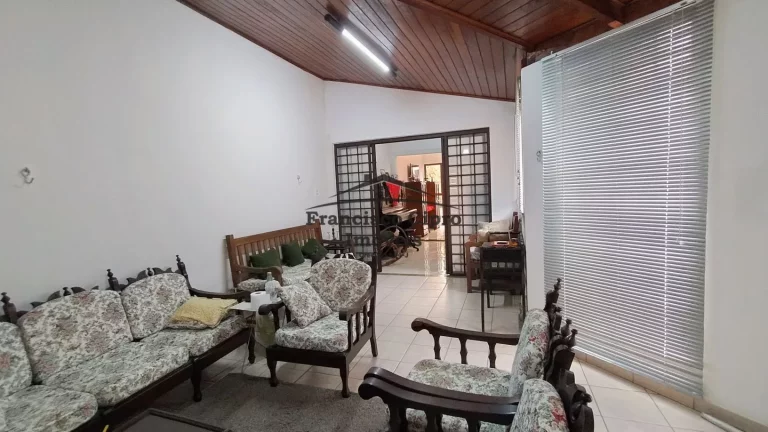 Imagem Casa à venda no bairro Parque das Alamedas - Guaratinguetá/SP