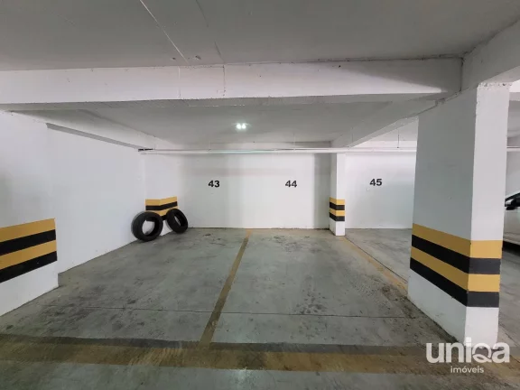 Imagem Apartamento 02 dormitórios para venda em Santa Maria com Suíte Sacada e Garagem