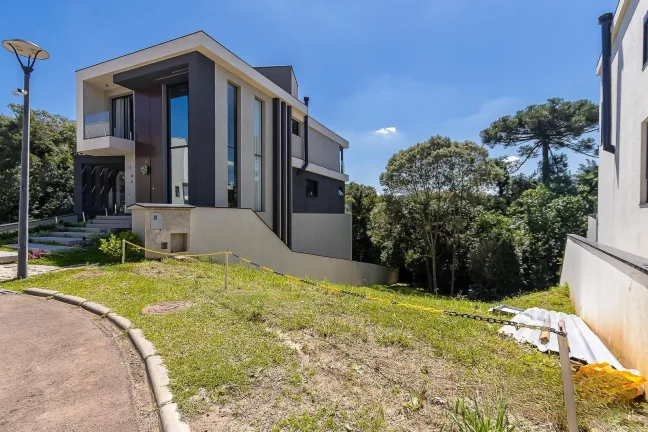 Imagem Terreno Exclusivo Condomínio Pine Hill: Ideal para seu Projeto dos Sonhos