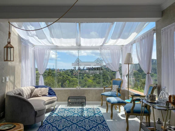 Imagem Casa com 4 suítes no Jardim Embaixatriz em Campos do Jordão