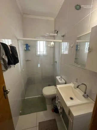Imagem Sobrado com 3 dormitórios à venda, 125 m² por R$ 650.000 - Caiçara - Praia Grande/SP