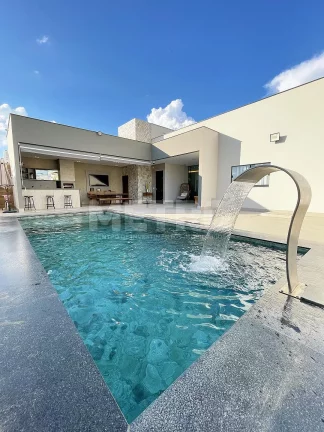 Imagem Casa à venda no Cond. Eco Spa 4 quartos, todos suítes, Gourmet e piscina