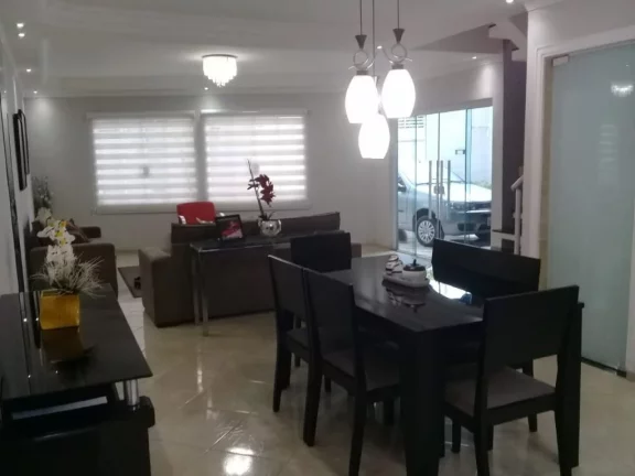 Imagem Sobrado com 3 dormitórios à venda, 173 m² por R$ 795.000,00 - Cidade Boa Vista - Suzano/SP