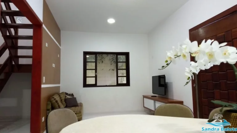 Imagem Bela casa no Itaguá, com fino acabamento!!