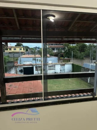 Imagem Casa Duplex com Terraço, Quintal Amplo e 160m² de Área Construída
