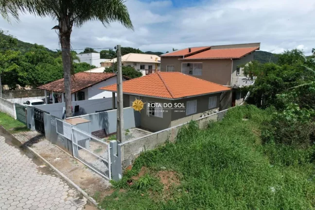 Imagem Casa e residencial à venda Praia Bombas Bombinhas SC