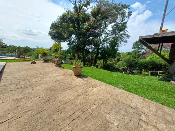 Imagem Chácara Espaçosa com 350m² de Construção e 5000m² de Terreno em Boituva