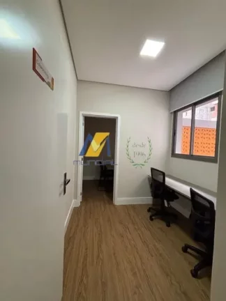 Imagem Cansado de perrengue na república