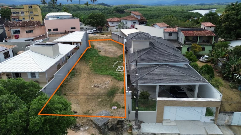 Imagem Terreno em Área Nobre com Vista para o Mar, Próximo ao Centro Histórico de Anchieta