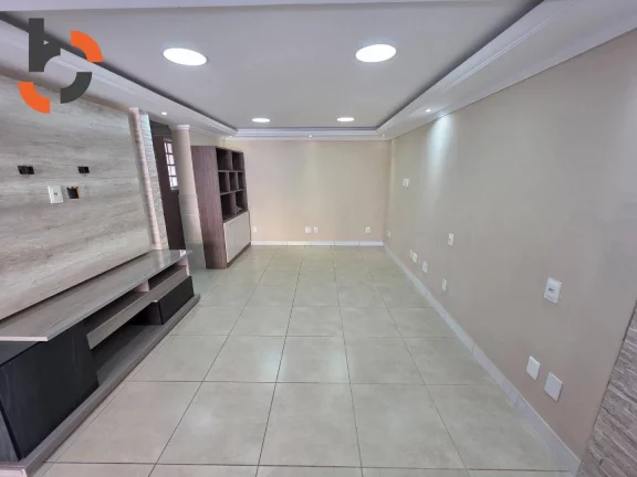 Casa com 2 dormitórios à venda, 54 m² por R$ 320.000,00 - Banco de Areia - Mesquita/RJ