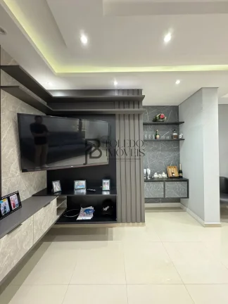 Imagem Apartamento Porteira Fechada de 3 Dormitórios sendo 1 Suíte no bairro Aviação - Praia Grande