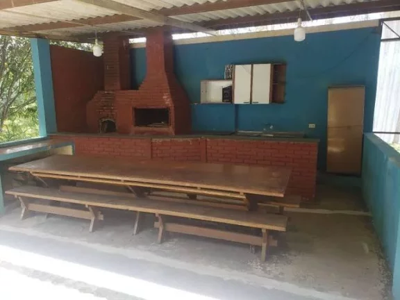 Imagem Chácara Completa com 2 Casas Escriturada Ótimo Acesso!