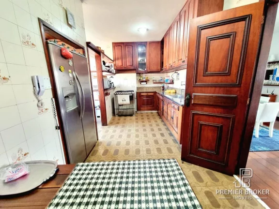 Imagem Apartamento à venda, 147 m² por R$ 650.000,00 - Várzea - Teresópolis/RJ