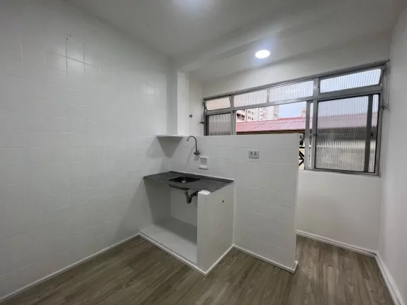 Imagem Lindo Apartamento com um dormitório na Guilhermina - Praia Grande.