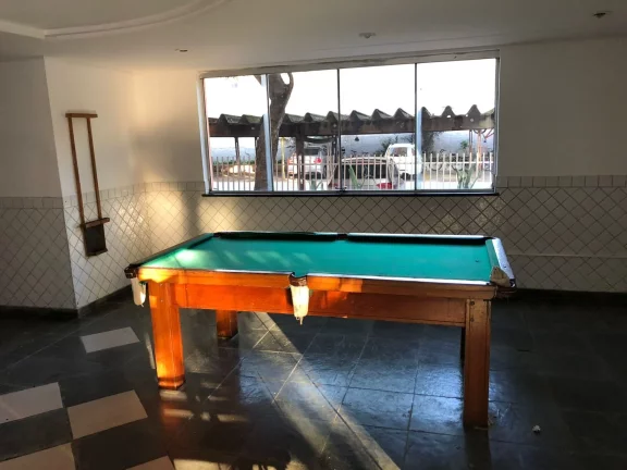 Imagem Ótima localização - Apartamento Andar Alto de 2 dormitórios e 1 vaga de garagem ao Lado da Estação Brás