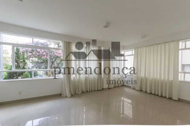 Imagem Higienópolis, apartamento reformado com 3 quartos (1 suíte) e 1 vaga, 164 m².