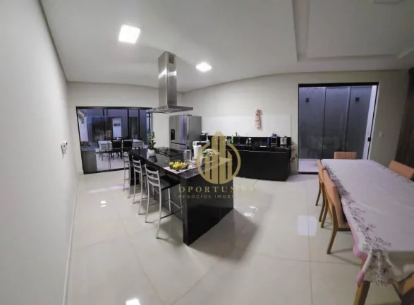 Imagem Casa com 3 dormitórios à venda, 308 m² por R$ 1.500.000 - Cascalho - Lavras/MG