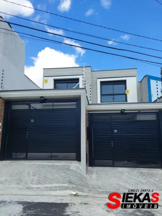 Imagem Imperdível! Casa à venda em São Paulo-SP, Vila São Geraldo: 3 quartos, 1 suíte, 2 salas, 3 banheiros, 2 vagas de garagem, 130m².