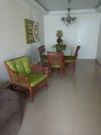 Imagem Apartamento Quadra Mar com 3 dormitórios à venda no Centro de Balneário Camboriú