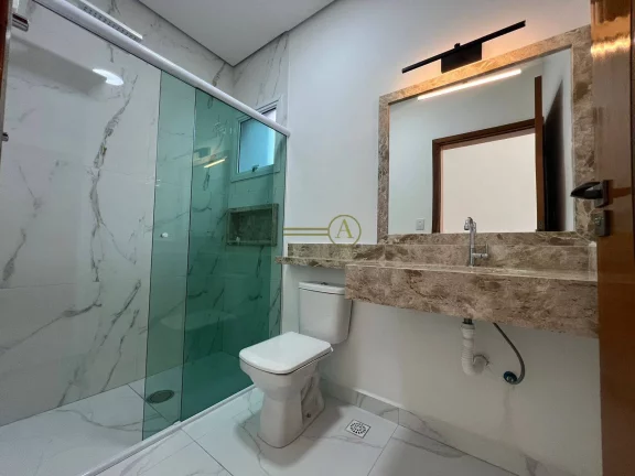 Imagem Casa Térrea á venda, apenas 600m da praia à venda, totalmente reformada