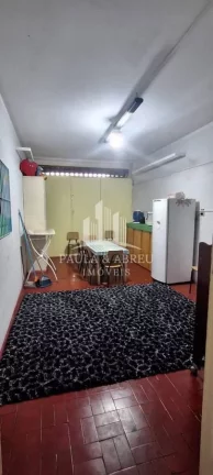 Imagem Casa de Esquina com Salão Comercial de 168m², 3 Dormitórios, 1 Suíte, podendo ser 2, 1 Vaga, Cômodos Grandes, Habite-se no Jardim Zaíra 2, Mauá