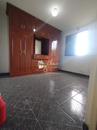 Imagem Apartamento Amplo à venda em Guaianazes com 2 Dormitórios