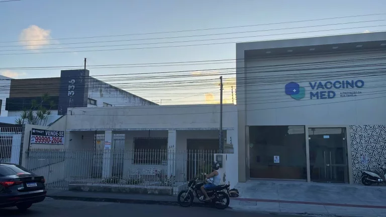 Imagem Casa à venda no Salgado Filho - 3/4, Área de Lazer, 3 Vagas de Garagem