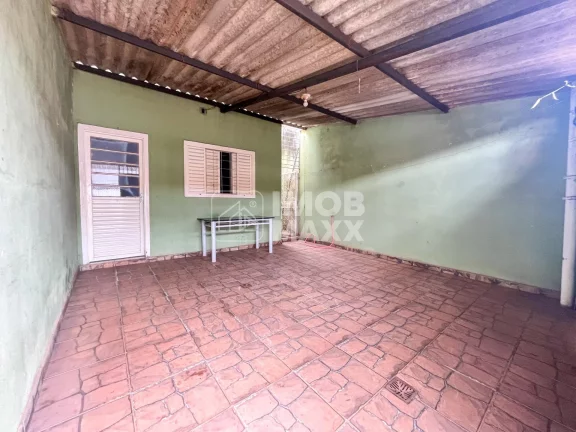 Imagem Carla Nunes - CRECI 31697- (61) 99123-8436 Vende Casa no Residencial Betel em Valparaíso - Com 2 Dormitórios, 125m², R$100.000
