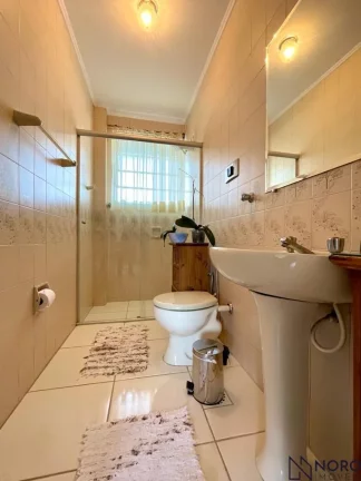 Apartamento 3 dormitórios, suíte, semimobiliado no Centro de Santa Maria