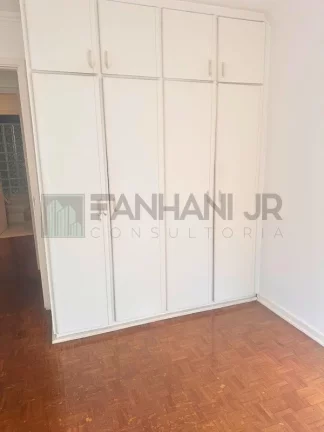 Imagem Alugue já! Apartamento de 4 quartos no Itaim Bibi, São Paulo-SP com 138m², 1 suíte, 3 salas e 2 vagas de garagem.