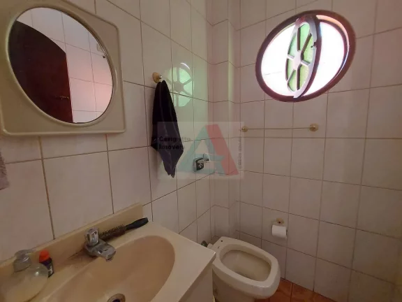 Imagem Sobrado a venda com 2 suítes, 2 Edículas e 2 salões em Rudge Ramos SBC