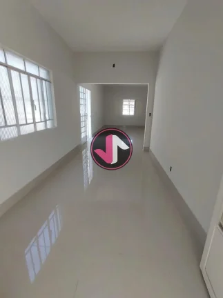 Imagem Casa no Bairro Santa Cruz 1 - cuiabá - MT Esta casa nova oferece um ambiente espaçoso e confortáv...