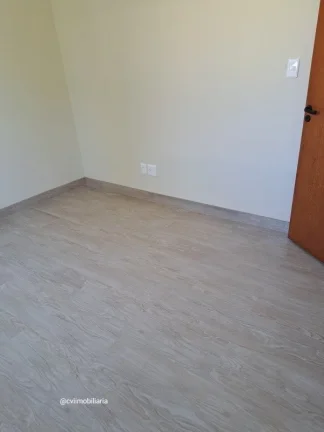 Imagem Prédio em rua plana, fácil acesso, próximo ao Clube Jaraguá, comércio em geral. Apartamento com...