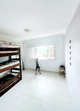 Imagem Casa em condomínio á venda em São Vicente