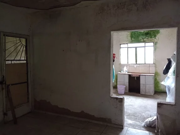 Imagem Casa com 1 dormitório à venda, 559 m² por R$ 300.000,00 - Jardim São João - Ferraz de Vasconcelos/SP