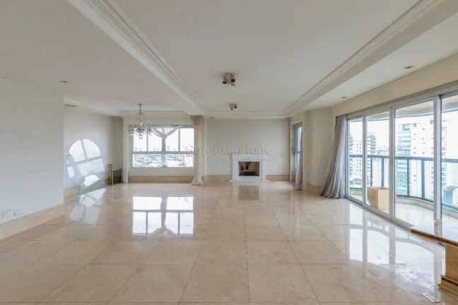 Imagem Ótima cobertura com 600m², Moema Índios, com vista espetacular. Amplo living para vários ambient...