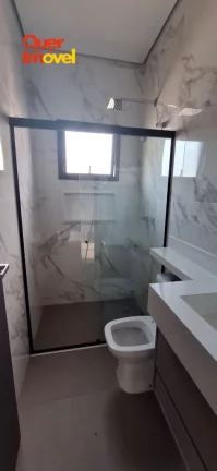 Imagem Imperdível! Casa em condomínio em Ribeirão Preto-SP, bairro Real Sul. 3 quartos, 3 suítes, 2 salas, 5 banheiros, 4 vagas, 210m².