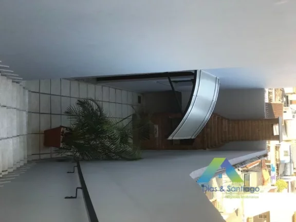 Imagem Santo André Sobrado 210M², 3 dormitórios 1 suíte, espaço gourmet, 8 vagas com ótima localização e valor !!!