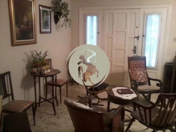 Imagem Casa com terreno generoso a venda em Santos