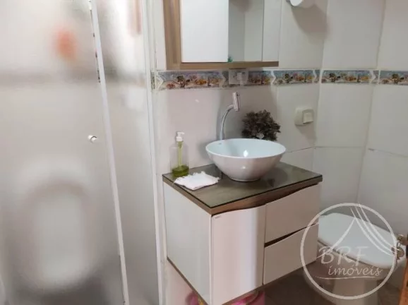 Imagem Vendo apartamento de dois dormitórios em Capoeiras Florianópolis SC