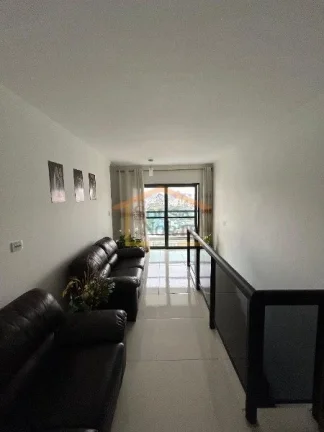 Imagem Apartamento Duplex com 164m², dispõe de 4 dormitórios, sendo 2 suítes, 3 com armários planejado...