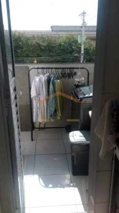 Imagem Apartamento 2 dormitórios, sala para 2 ambientes, sacada, cozinha, área de serviço, banheiro com ...
